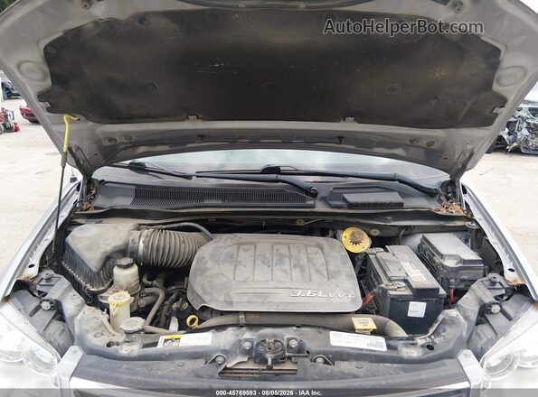 2C4RC1BGXGR269461 2016 CHRYSLER TOWN & COUNTRY Silver უკანა ხედი