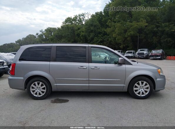 2C4RC1BGXGR269461 2016 CHRYSLER TOWN & COUNTRY Silver უკანა სალონის ხედი