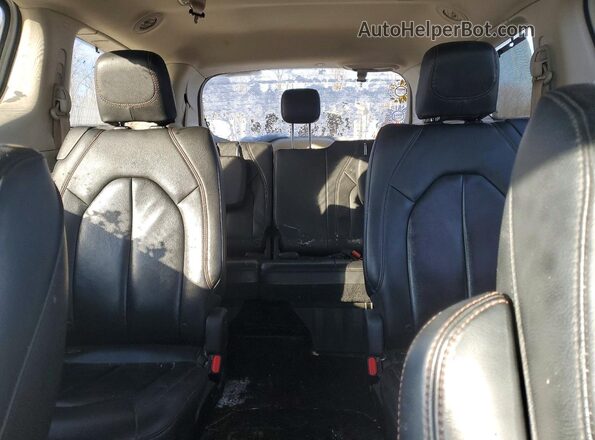 2C4RC1BGXHR587386 2017 CHRYSLER PACIFICA White უკანა სავარძლების ხედი