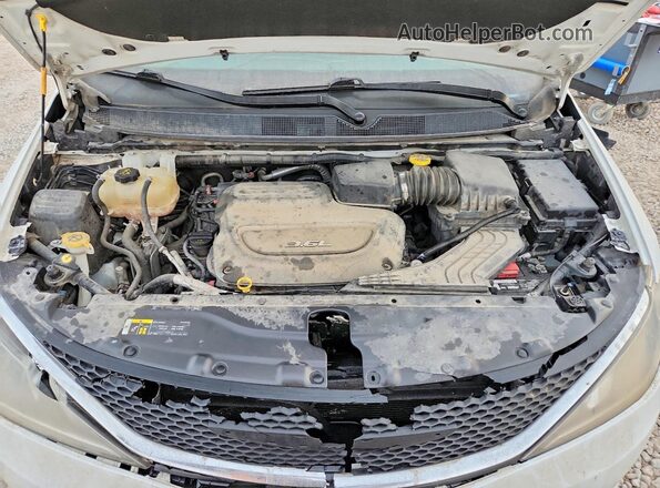 2C4RC1BGXJR114416 2018 CHRYSLER PACIFICA White Շարժիչի բաժամունքի տեսք