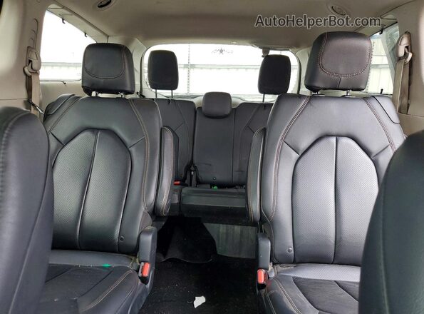 2C4RC1BGXLR204782 2020 CHRYSLER PACIFICA Silver უკანა სავარძლების ხედი