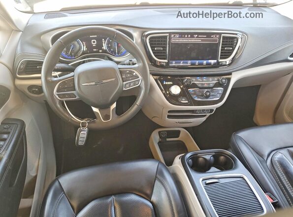 2C4RC1BGXPR502528 2023 CHRYSLER PACIFICA Black Вид панелі приладів