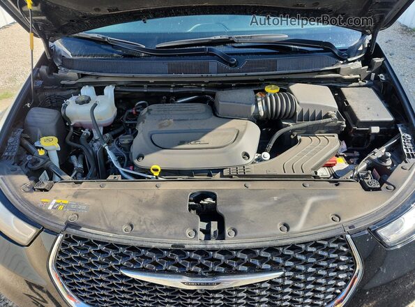 2C4RC1BGXSR614318 2025 CHRYSLER PACIFICA Black Engine compartment view