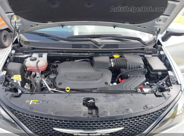 2C4RC1CG0PR596093 2023 CHRYSLER VOYAGER Silver უკანა ხედი