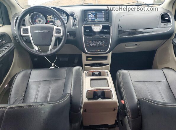 2C4RC1CG1GR194325 2016 CHRYSLER TOWN Синий Вид панели приборов