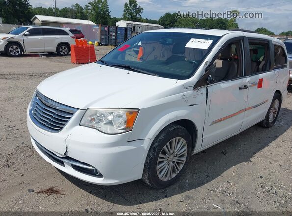 2C4RC1CG1GR223421 2016 CHRYSLER TOWN & COUNTRY White Vista tres cuartos delantera izquierda