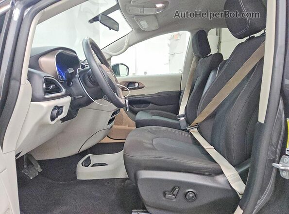 2C4RC1CG1NR168840 2022 CHRYSLER VOYAGER Charcoal Вид салону спереду