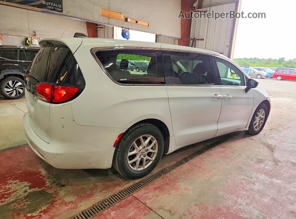 2C4RC1CG1PR564396 2023 CHRYSLER VOYAGER White უკანა მარჯვენა