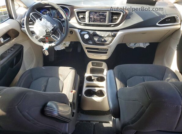 2C4RC1CG2PR520102 2023 CHRYSLER VOYAGER Серый Вид панели приборов
