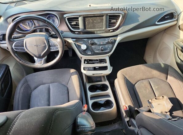 2C4RC1CG3PR548426 2023 CHRYSLER VOYAGER Silver Vista del salpicadero