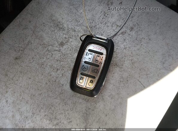 2C4RC1CG3PR553996 2023 CHRYSLER VOYAGER Silver Vista del salpicadero