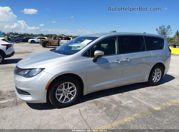 2C4RC1CG3PR553996 2023 CHRYSLER VOYAGER Silver 
