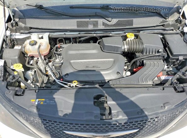 2C4RC1CG4PR625594 2023 CHRYSLER VOYAGER Белый Вид подкапотного пространства