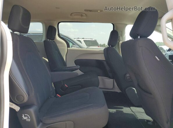 2C4RC1CG4PR625594 2023 CHRYSLER VOYAGER Белый Вид задней части салона