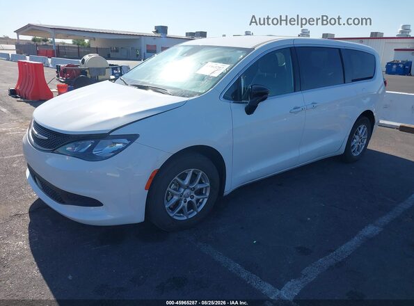 2C4RC1CG4TR152015 2026 CHRYSLER VOYAGER White Front left