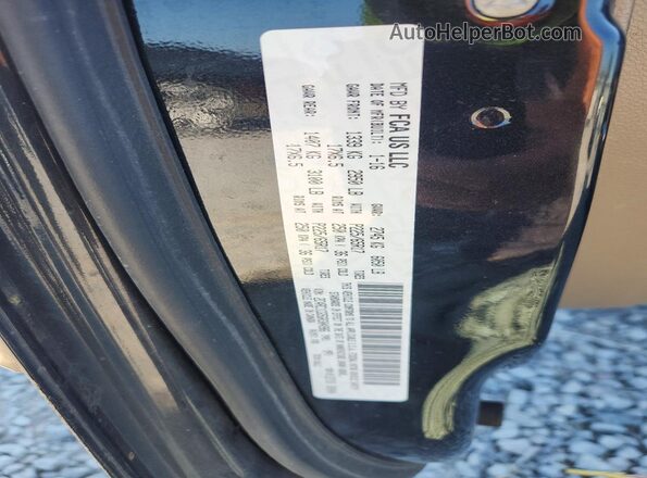 2C4RC1CG5GR304986 2016 CHRYSLER TOWN Black VIN sticker view
