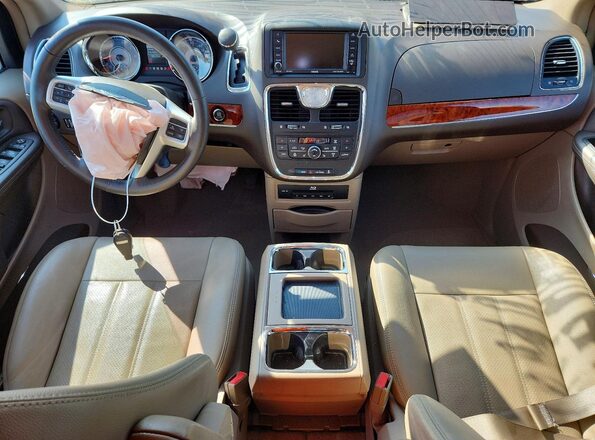 2C4RC1CG6GR174765 2016 CHRYSLER TOWN Темно-бордовый Вид панели приборов
