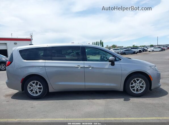 2C4RC1CG6MR577771 2021 CHRYSLER VOYAGER Silver Rear interior view