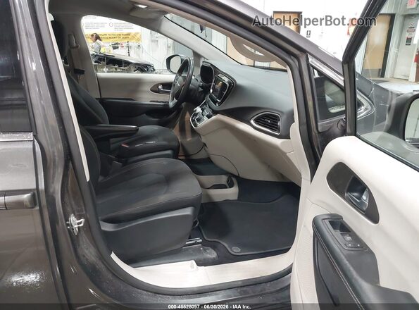 2C4RC1CG6NR132433 2022 CHRYSLER VOYAGER Gray Widok wnętrza z przodu
