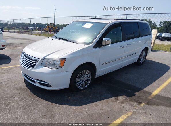 2C4RC1CG7GR188609 2016 CHRYSLER TOWN & COUNTRY Белый Передняя левая четверть