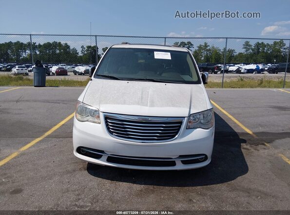 2C4RC1CG7GR188609 2016 CHRYSLER TOWN & COUNTRY Белый Вид щитка приборов