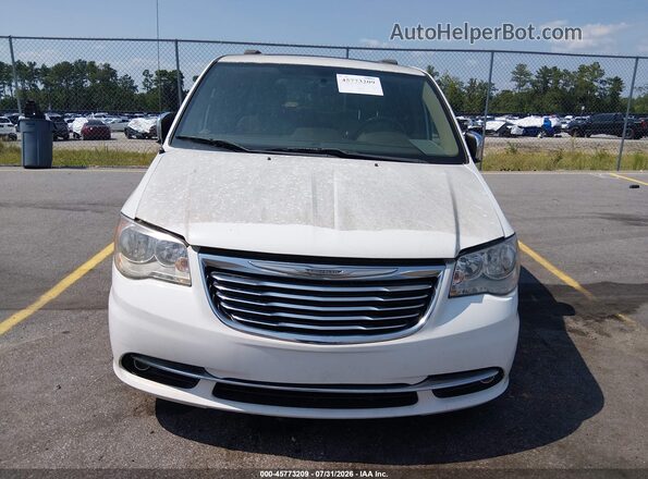 2C4RC1CG7GR188609 2016 CHRYSLER TOWN & COUNTRY Белый Вид спереди