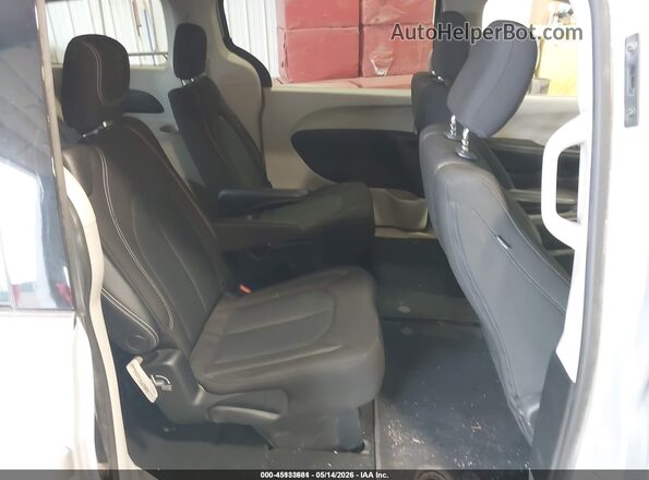 2C4RC1CG7NR141528 2022 CHRYSLER VOYAGER Серебряный Вид наклейки с VIN-кодом