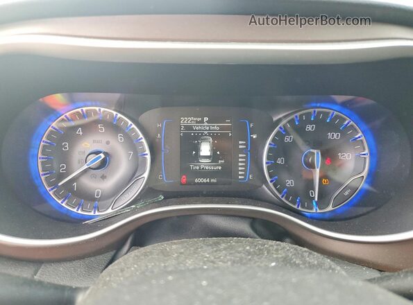 2C4RC1CG7NR159026 2022 CHRYSLER VOYAGER White ხელსაწყოთა პანელის ხედი