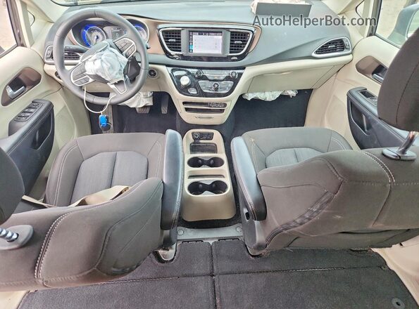 2C4RC1CG7RR101326 2024 CHRYSLER VOYAGER Черный Вид панели приборов
