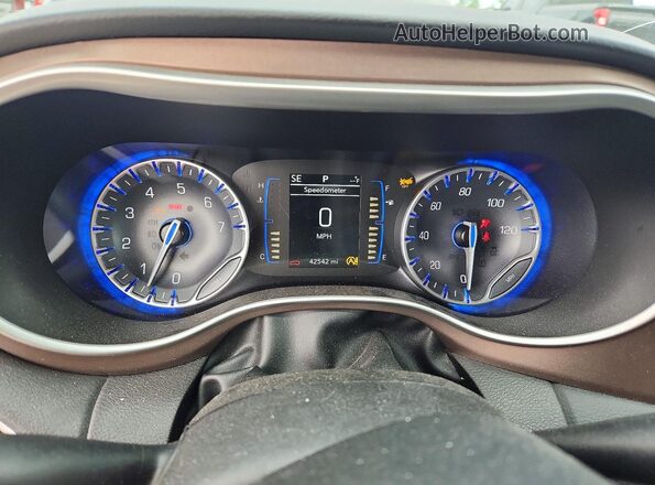 2C4RC1CG7RR101326 2024 CHRYSLER VOYAGER Черный Вид щитка приборов