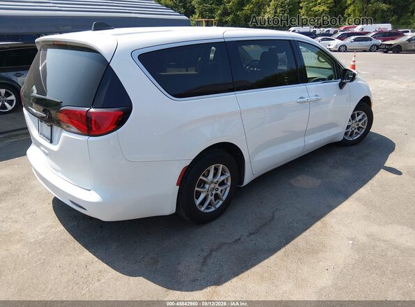 2C4RC1CG8PR600911 2023 CHRYSLER VOYAGER White Rear right