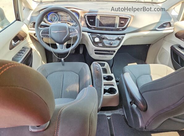 2C4RC1CG9JR294907 2018 CHRYSLER PACIFICA Black Widok deski rozdzielczej