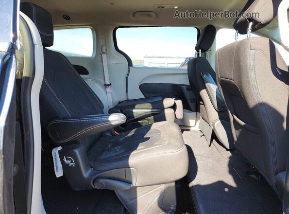 2C4RC1CG9NR218643 2022 CHRYSLER VOYAGER Black Вид задньої частини салону
