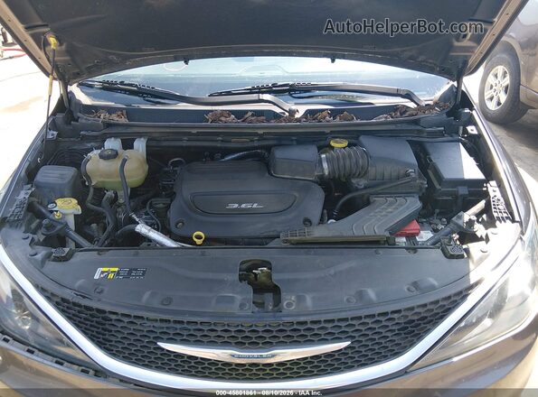 2C4RC1DG0HR759227 2017 CHRYSLER PACIFICA Gray Widok z tyłu