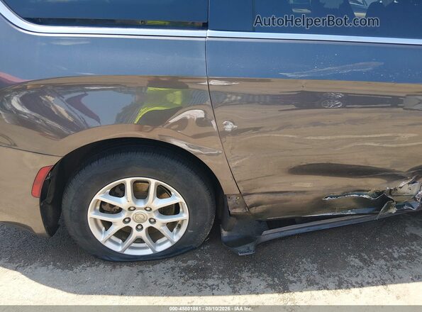 2C4RC1DG0HR759227 2017 CHRYSLER PACIFICA Gray 