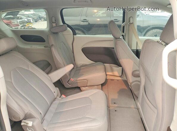 2C4RC1DG1HR712062 2017 CHRYSLER PACIFICA Красный Вид задней части салона
