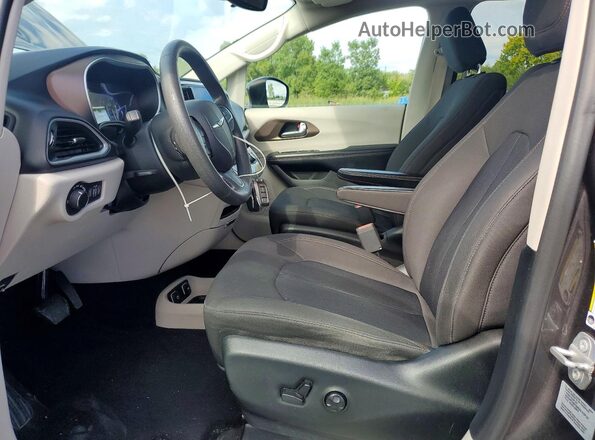 2C4RC1DG1HR723174 2017 CHRYSLER PACIFICA Серебряный Вид наклейки с VIN-кодом
