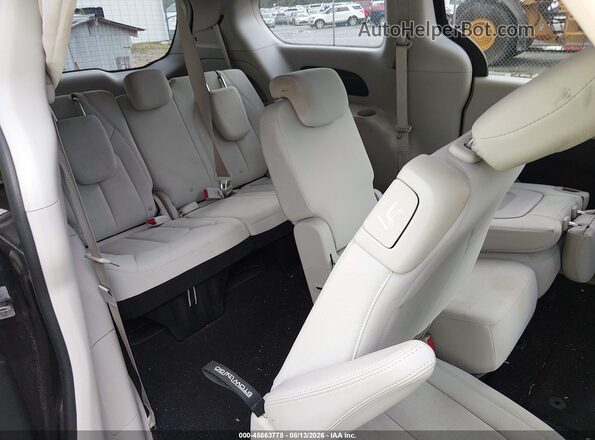 2C4RC1DG2HR588867 2017 CHRYSLER PACIFICA Синий Вид наклейки с VIN-кодом
