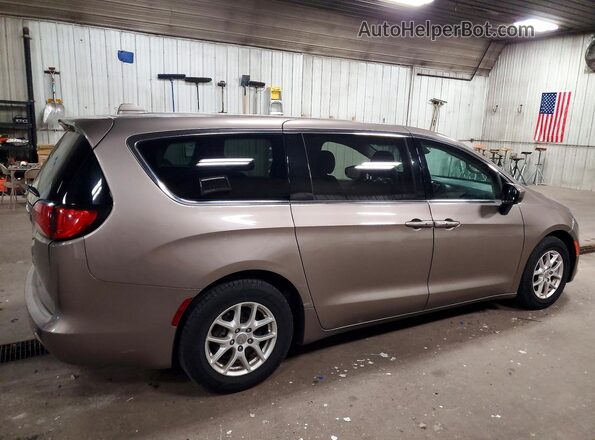 2C4RC1DG2HR689021 2017 CHRYSLER PACIFICA White Հետևի տեսք