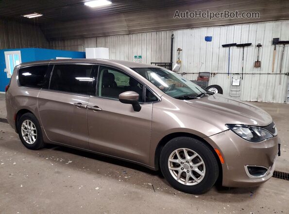 2C4RC1DG2HR689021 2017 CHRYSLER PACIFICA White Սալոնի դիմացի տեսք