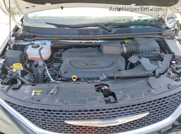 2C4RC1DG2LR147023 2020 CHRYSLER VOYAGER White Vista del compartimento del motor