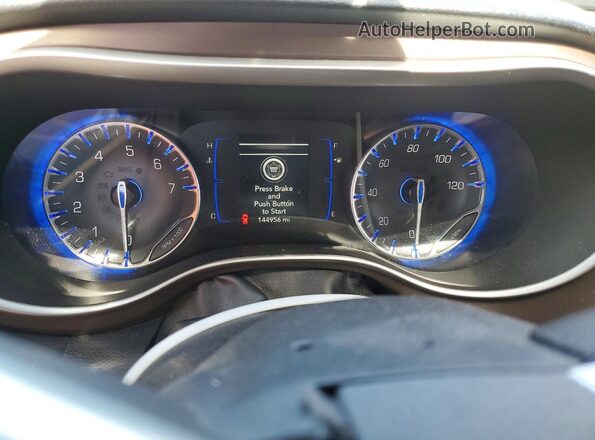 2C4RC1DG2LR147023 2020 CHRYSLER VOYAGER White Vista del cuadro de instrumentos