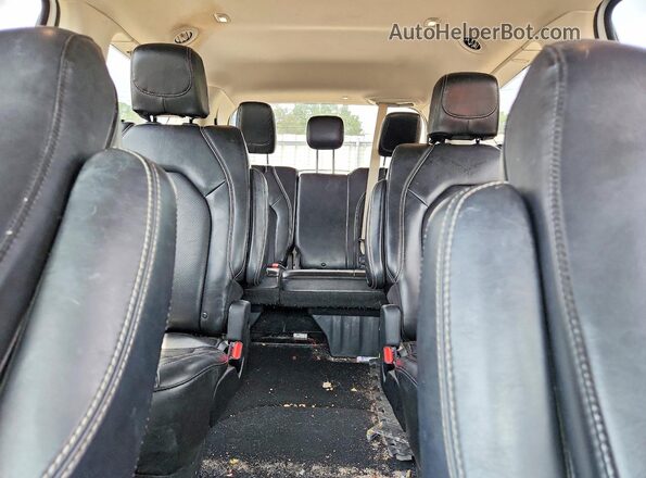 2C4RC1DG2LR156918 2020 CHRYSLER VOYAGER White Widok tylnych siedzeń