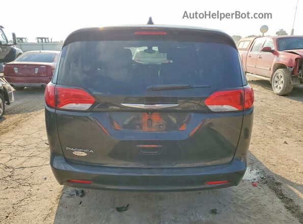 2C4RC1DG5HR501964 2017 CHRYSLER PACIFICA White Вид ззаду
