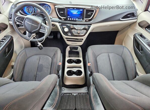 2C4RC1DG5HR521857 2017 CHRYSLER PACIFICA Burgundy Առջևի վահանակի տեսք