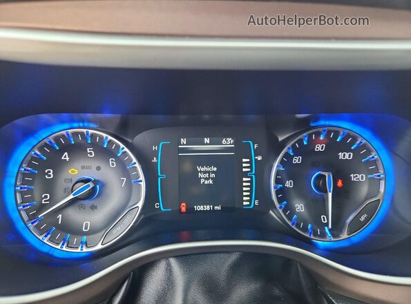 2C4RC1DG5HR521857 2017 CHRYSLER PACIFICA Burgundy Սարքավորումների վահանակի տեսք