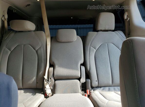 2C4RC1DG7HR518166 2017 CHRYSLER PACIFICA White უკანა სავარძლების ხედი