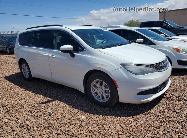 2C4RC1DG7LR144604 2020 CHRYSLER VOYAGER White Առջևի աջ