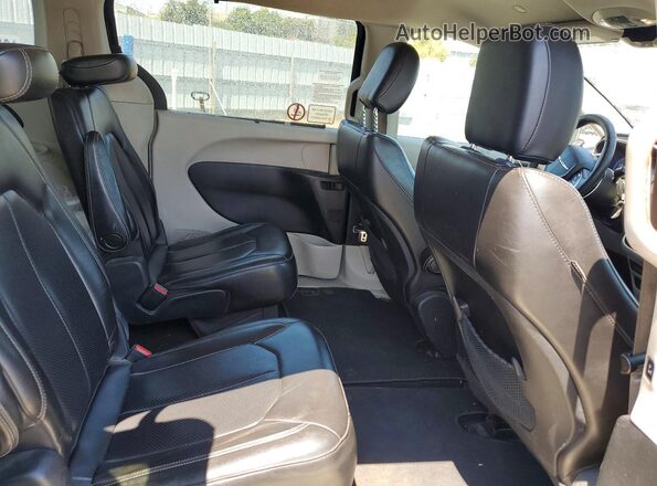 2C4RC1DG7MR516265 2021 CHRYSLER VOYAGER Black Vista de los asientos traseros