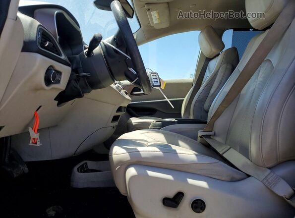 2C4RC1DG7MR551842 2021 CHRYSLER VOYAGER Maroon Vista interior delantera